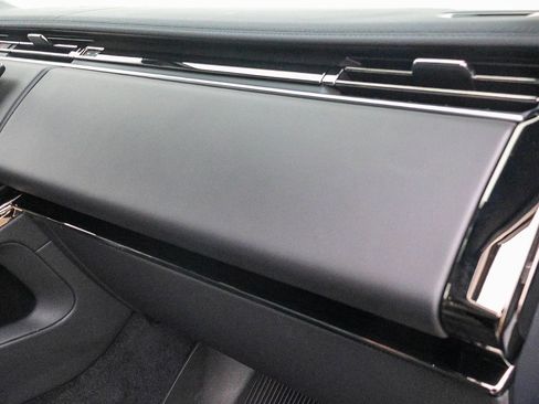 New 2026 Land Rover Range Rover Sport SE image 18