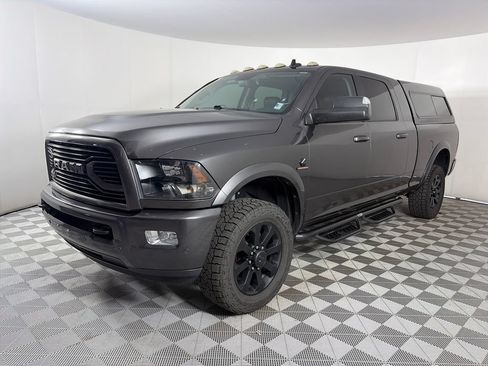 Used 2018 RAM 2500 Big Horn w/ Sport Appearance Group AWD/4WD image 3