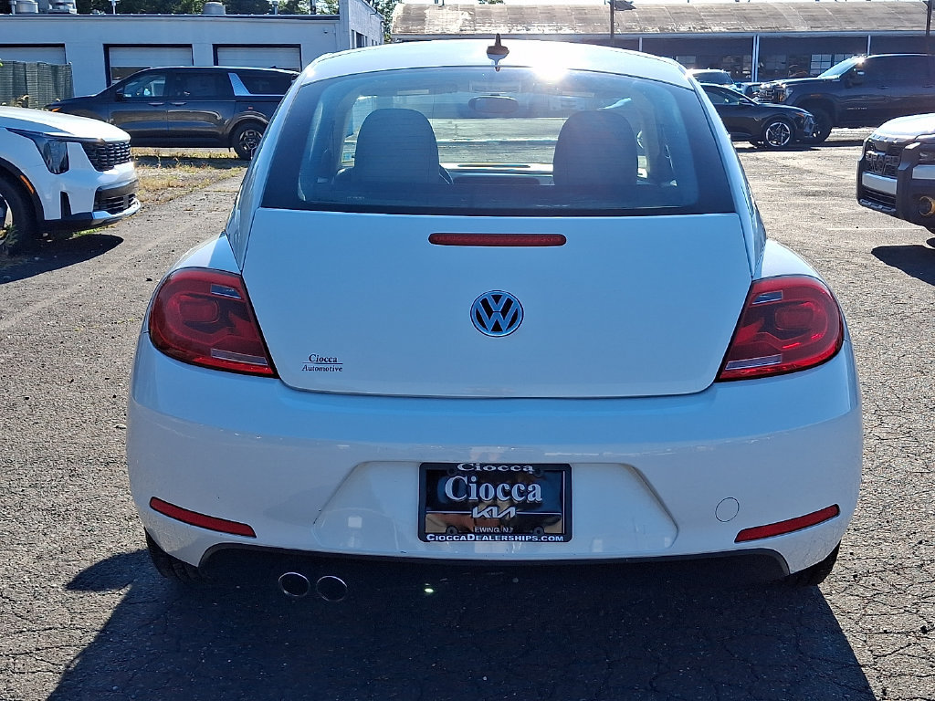 Used 2014 Volkswagen Beetle 2.5 FWD image 8