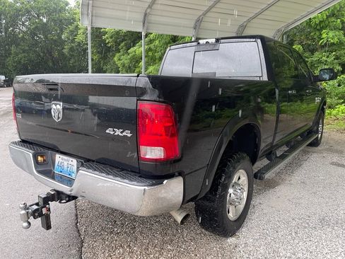 Used 2013 RAM 2500 SLT w/ Luxury Group AWD/4WD image 3