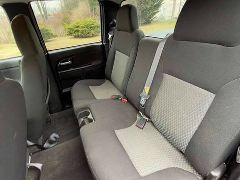 Used 2010 GMC Canyon SLE image 18