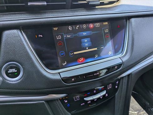 Used 2017 Cadillac XT5 Premium Luxury AWD/4WD image 12
