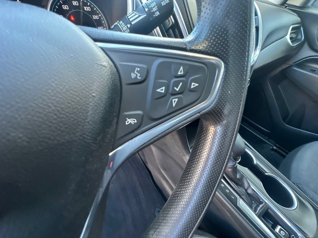 Used 2022 Chevrolet Equinox LT FWD image 22