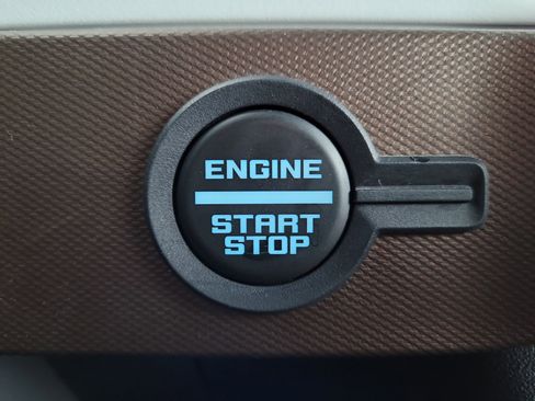 Certified 2023 Ford Bronco Heritage Edition image 29