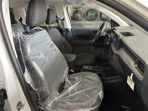 New 2025 Ford Maverick XL w/ Equipment Group 101A image 27