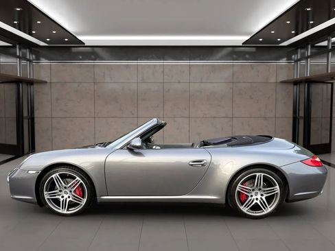 Used 2010 Porsche 911 Carrera 4S image 6