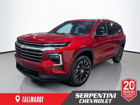 New 2026 Chevrolet Traverse LT w/ Sun and Wheel Package AWD/4WD image 1