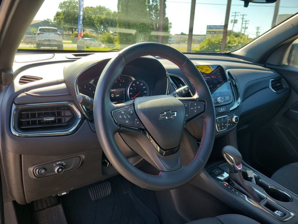 Used 2024 Chevrolet Equinox RS AWD/4WD image 21