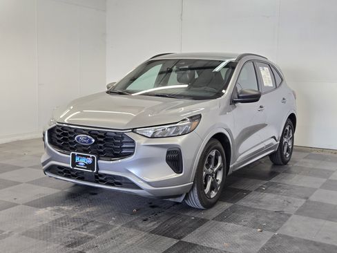 Certified 2024 Ford Escape ST-Line w/ Tech Pack #1 image 4