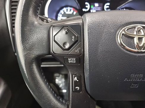 Used 2018 Toyota Sequoia TRD Sport AWD/4WD image 19