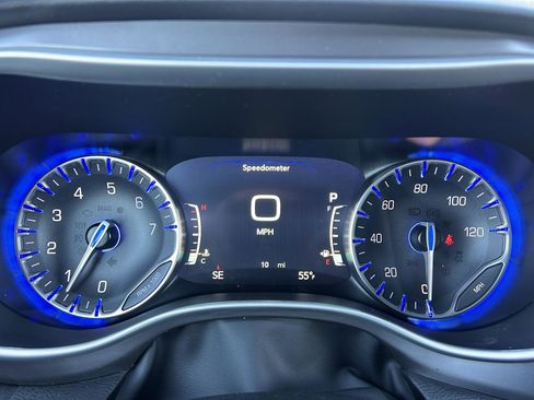 New 2026 Chrysler Voyager LX FWD image 9