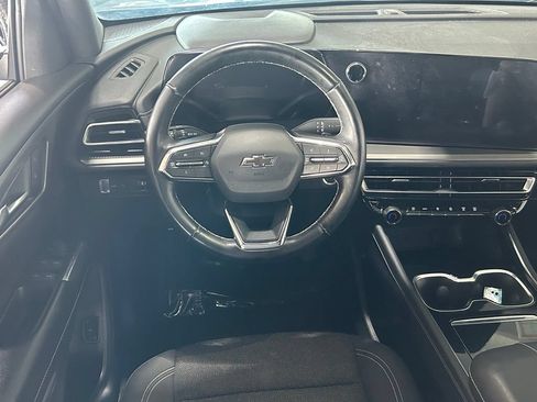 Used 2024 Chevrolet Traverse LS w/ Midnight/Sport Edition FWD image 9