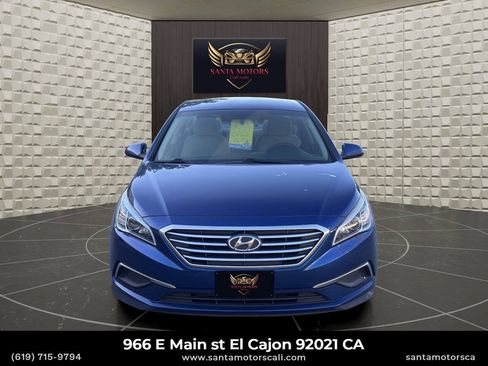 Used 2017 Hyundai Sonata SE w/ Cargo Package FWD image 3