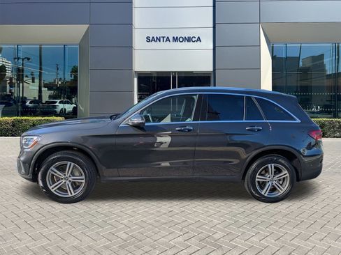 Used 2022 Mercedes-Benz GLC 300 GLC 300 image 2