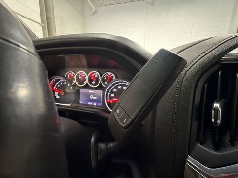 Used 2021 Chevrolet Silverado 1500 LT AWD/4WD image 20