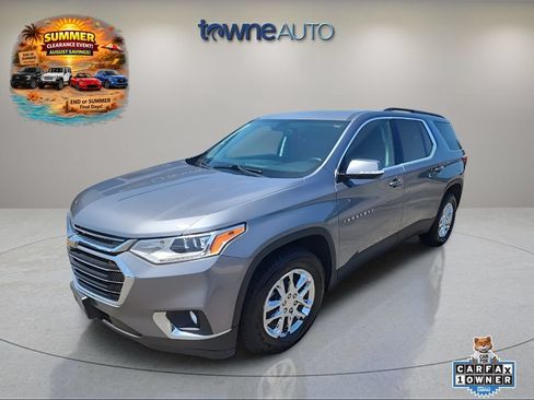 Used 2019 Chevrolet Traverse LT FWD image 1