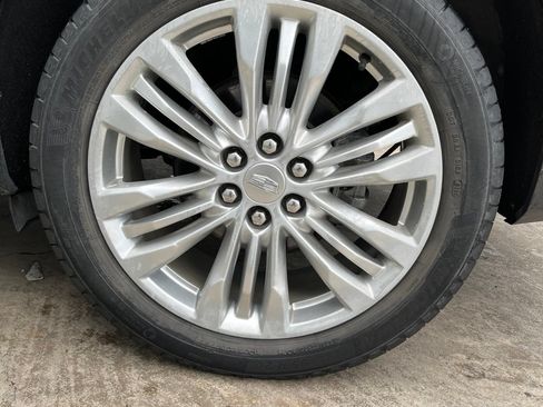 Used 2017 Cadillac XT5 Premium Luxury w/ Driver Assist Package FWD image 25