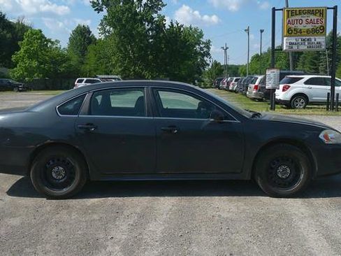 Used 2013 Chevrolet Impala Police FWD image 12