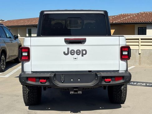 New 2026 Jeep Gladiator Rubicon w/ Safety Group image 4