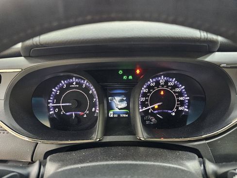 Used 2015 Toyota Avalon Limited FWD image 29