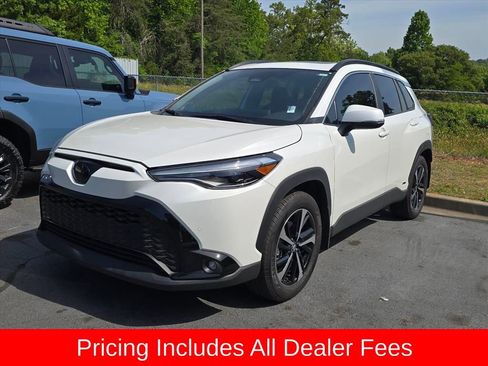 Used 2023 Toyota Corolla Cross AWD Hybrid w/ Convenience Package image 3