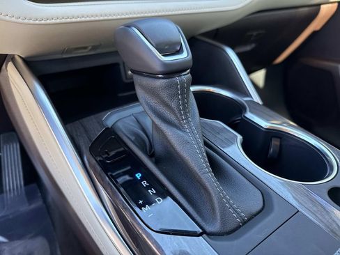 Used 2022 Toyota Highlander Limited image 38