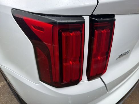 Used 2021 Kia Sorento SX image 24