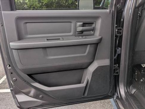 Used 2021 RAM 2500 Tradesman RWD image 16