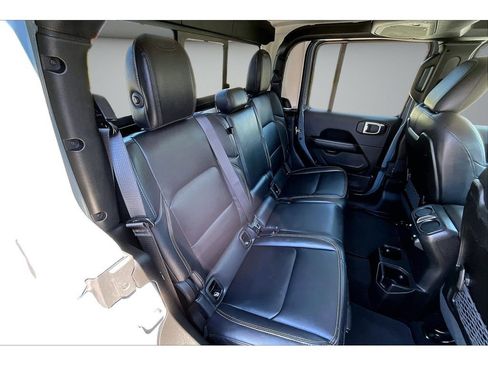 Used 2026 Jeep Gladiator Sport AWD/4WD image 42