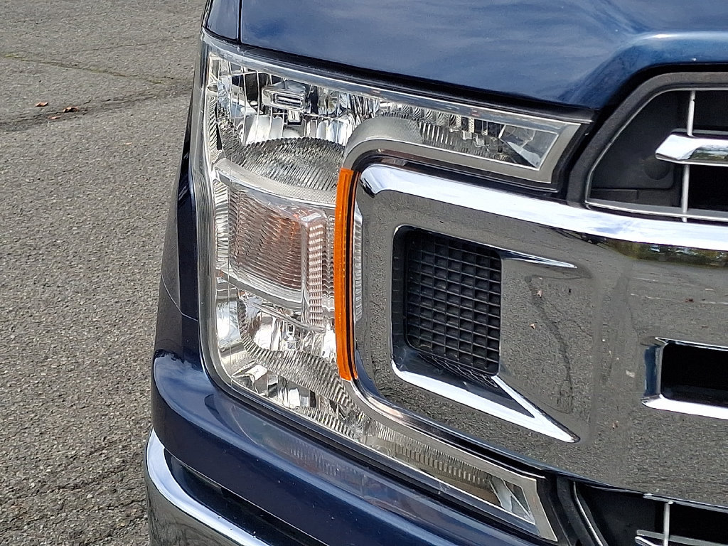 Used 2019 Ford F150 XLT w/ Equipment Group 302A Luxury AWD/4WD image 11
