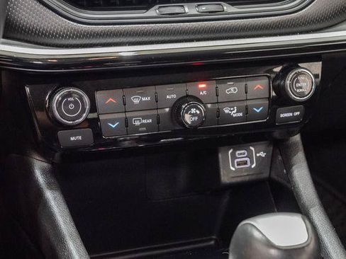 Certified 2022 Jeep Compass Trailhawk w/ Trailhawk Convenience Group AWD/4WD image 22
