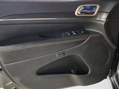 Used 2015 Jeep Grand Cherokee Limited RWD image 10