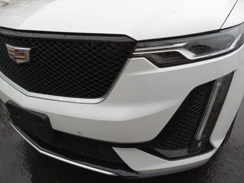 Used 2023 Cadillac XT6 Sport image 7