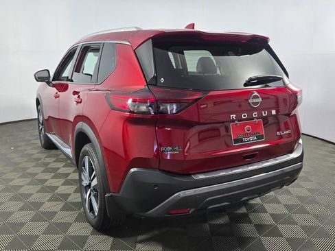 Used 2023 Nissan Rogue SL image 12