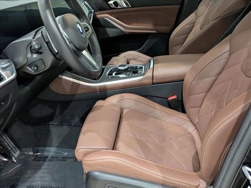 Certified 2026 BMW X5 xDrive50e w/ M Sport Package image 17