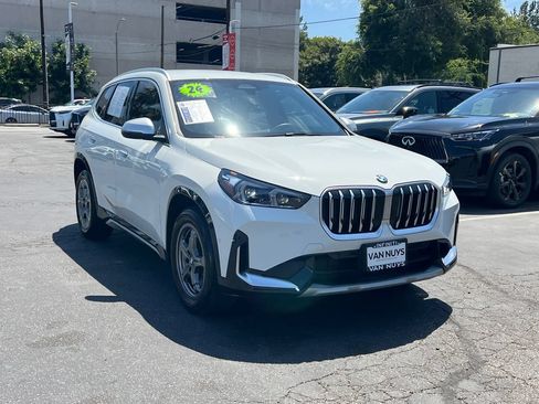 Used 2024 BMW X1 xDrive28i AWD/4WD image 10