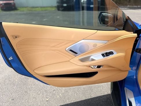 Used 2024 Chevrolet Corvette Z06 RWD image 8