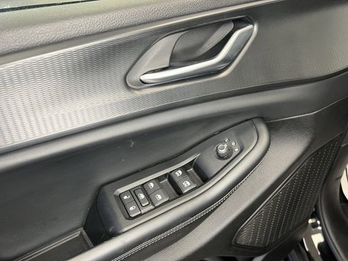 Used 2024 Jeep Grand Cherokee Altitude image 15