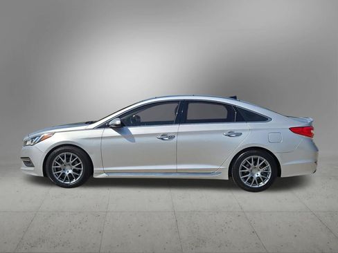 Used 2015 Hyundai Sonata Limited w/ Option Group 05 FWD image 3