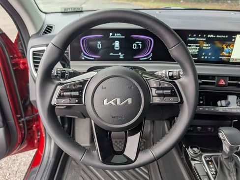 Used 2026 Kia Seltos S image 18