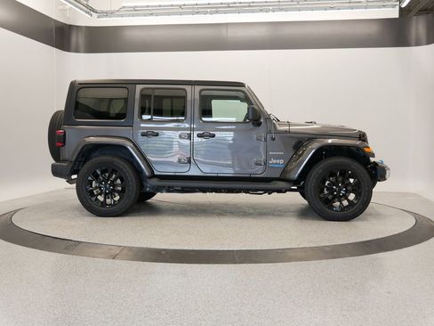 Certified 2022 Jeep Wrangler Unlimited Sahara w/ Cold Weather Group image 47
