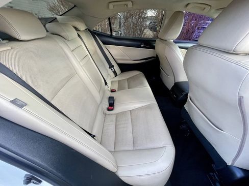 Used 2015 Lexus IS 250 AWD image 11