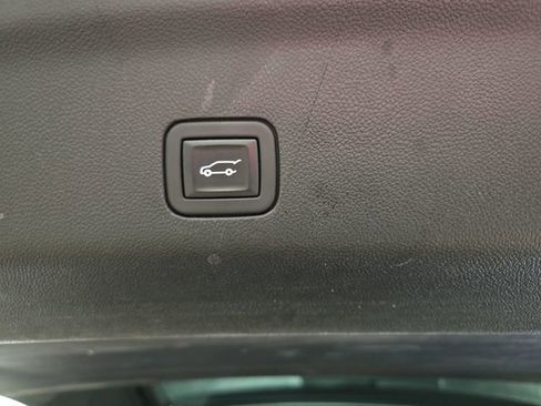 Used 2023 Chevrolet Tahoe LT w/ LT Signature Plus Package image 17