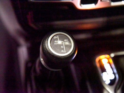 Used 2024 Jeep Wrangler Unlimited w/ Convenience Group image 26