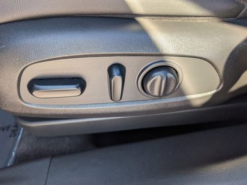 Used 2020 Buick Encore GX Select w/ Sport Touring Package image 10