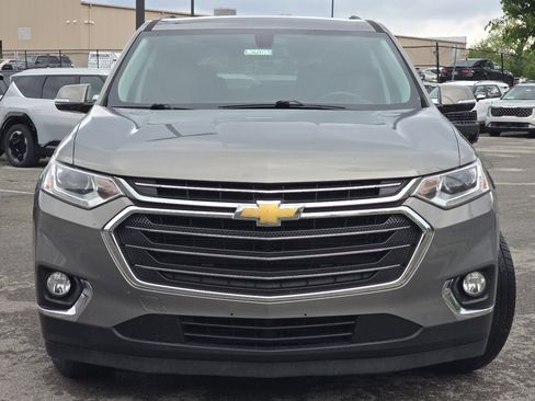 Used 2019 Chevrolet Traverse LT FWD image 9