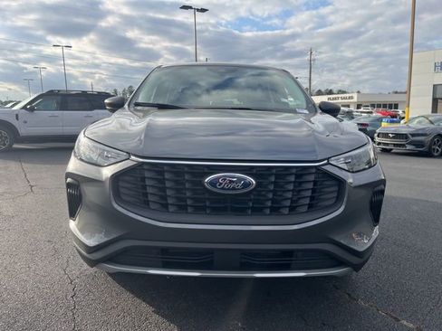 New 2026 Ford Escape Active FWD image 2