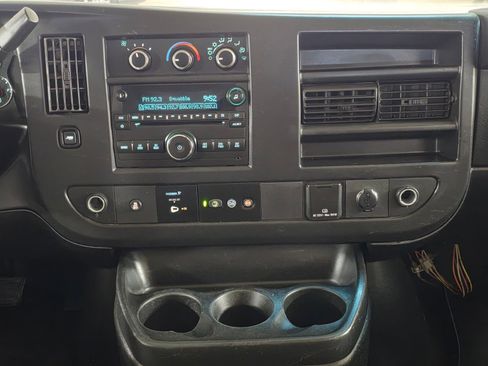 Used 2017 Chevrolet Express 2500 LS image 28