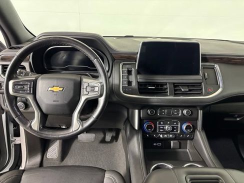 Used 2022 Chevrolet Tahoe LT w/ LT Signature Plus Package AWD/4WD image 13
