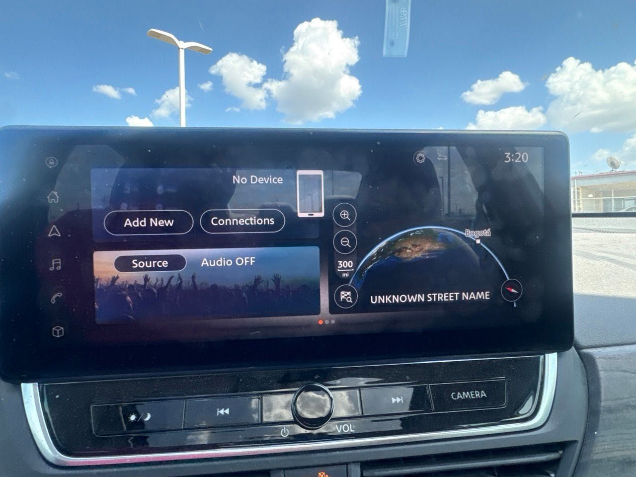Certified 2024 Nissan Altima 2.5 SV w/ SV Premium Package FWD image 43